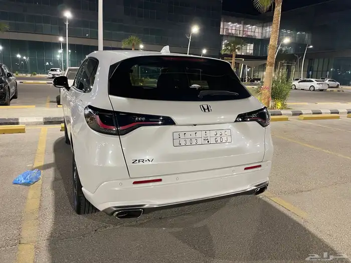 هوندا ZRV فل كامل سعودي عداد 17 الف فقط 12