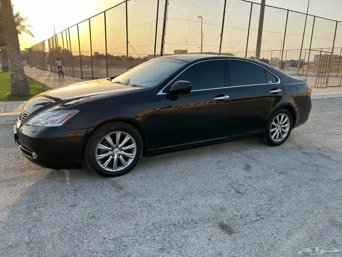 لكزس ES350. 2008 اسود 26