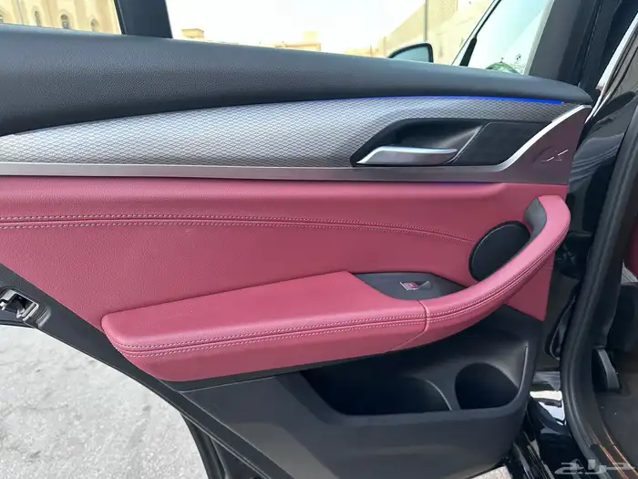 بي ام دبليو 2021 X4 XDrive 30i تشييكات وكالة الفردان 18