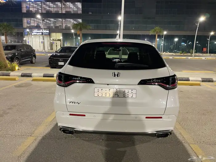 هوندا ZRV فل كامل سعودي عداد 17 الف فقط 7