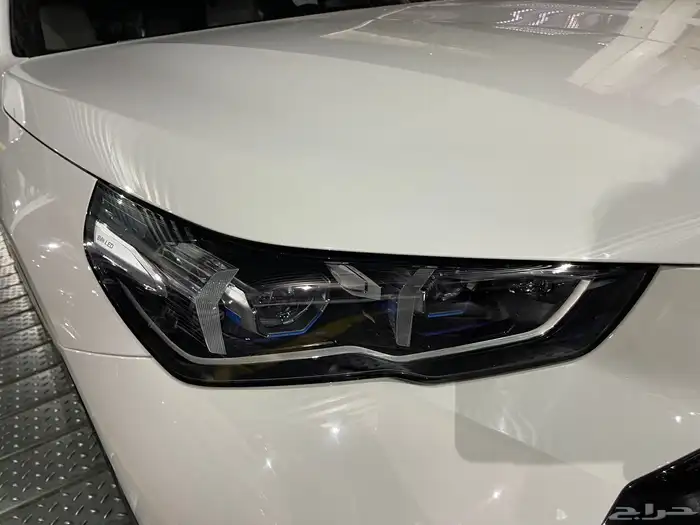 ارخص سعر في السوقققBMW 520 i داخليه اوف وايت 4