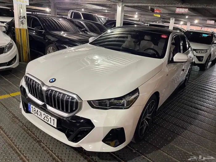 ارخص سعر في السوقققBMW 520 i داخليه اوف وايت 0