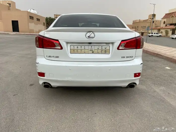 لكزس IS300 2011 1