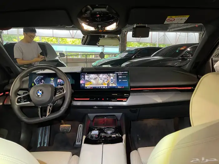 ارخص سعر في السوقققBMW 520 i داخليه اوف وايت 23