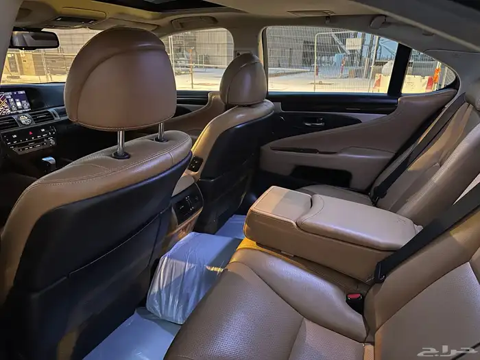 لكزس LS460 2015 15