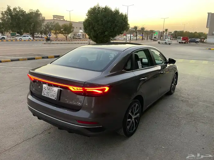 جيلي امجراند 2023 فل كامل السعر 33 الف 2
