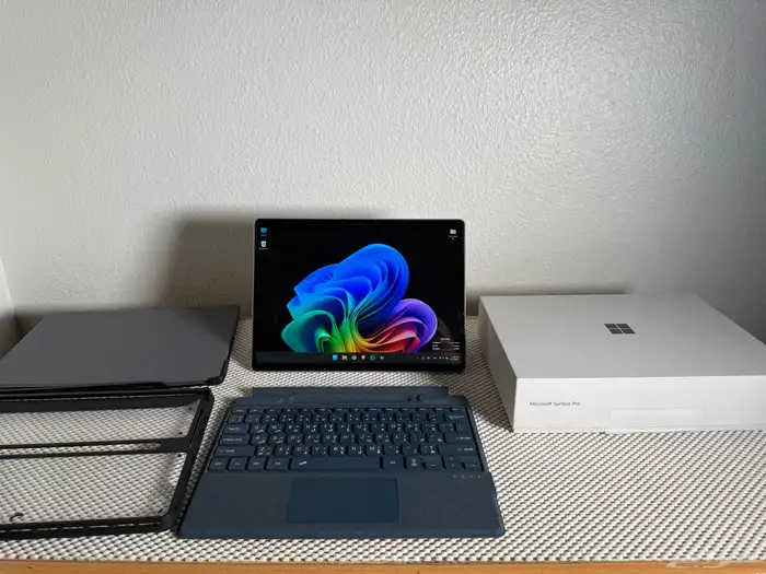 لاب توب وتابلت سيرفيس 11 pro مايكروسوفت 1