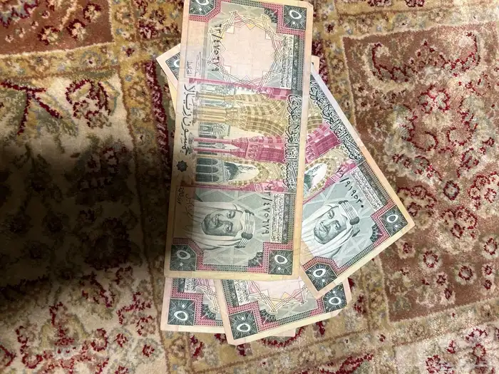 عملات قديمه ونظيفة 11