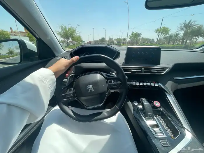 بيجو 3008 3