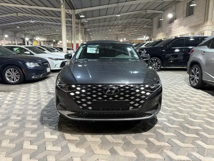 هيونداي ازيرا 2021 1