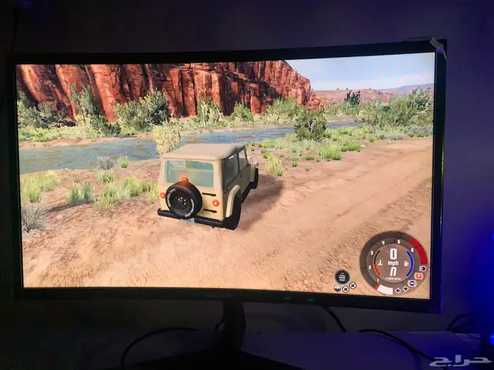 شاشه المايله 24 بوصه تقريبا أو 27 هرتز 144 بقراطيسها 0