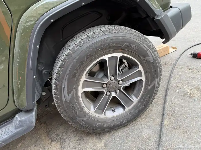 جنوط رانجلر صحارى مكحله مقاس 17 لموديل 2023 7