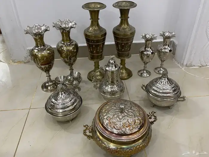 فازات كولنديه نحاس تراثية 1