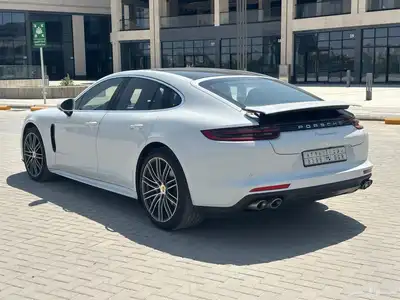 PORSCHE Panamera 4s index