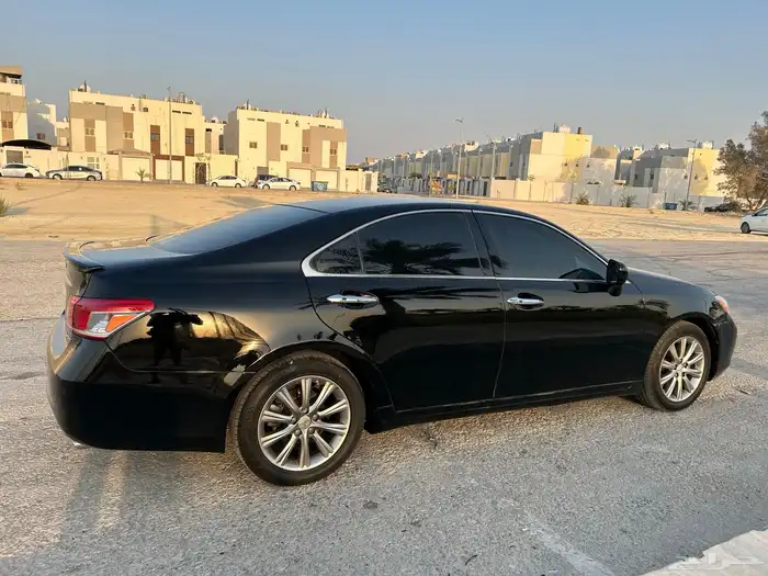 لكزس ES350. 2008 اسود 37
