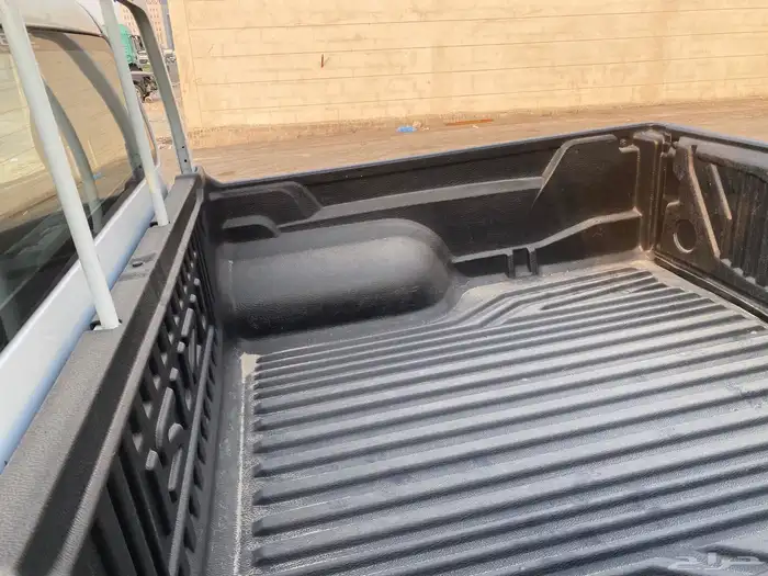 للبيع ايسوزو 10