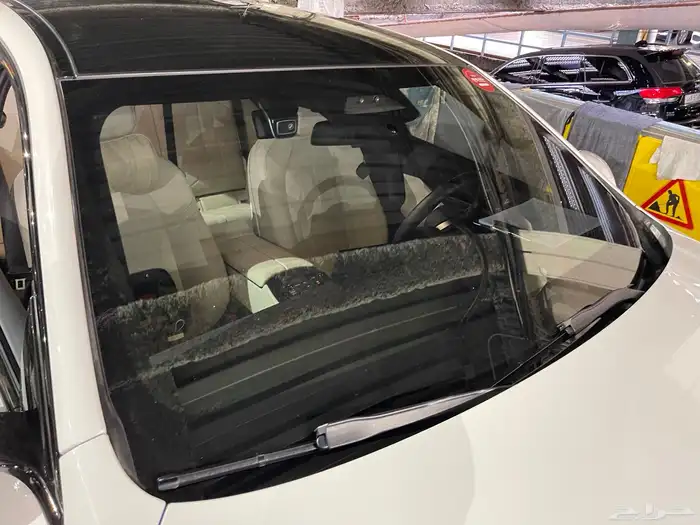 ارخص سعر في السوقققBMW 520 i داخليه اوف وايت 15