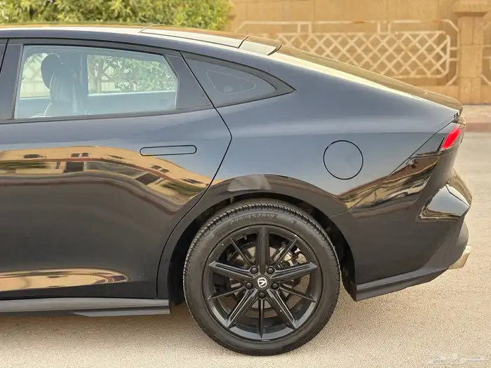 للبيع شانجان UNI-V 2023 12