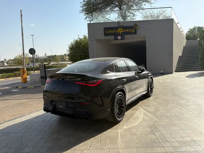2025 GLC43 AMG Coupe 4matic 3
