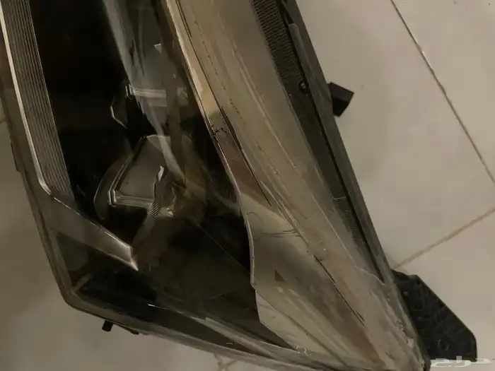 شمعة فاو T77 يسار 8