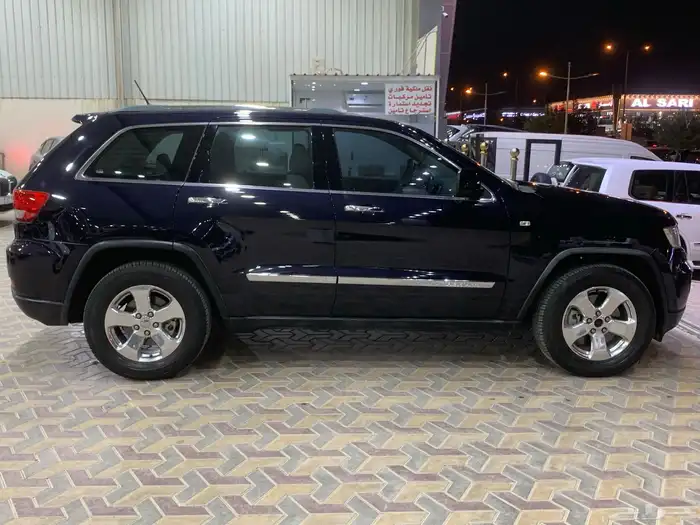 جيب شروكي 2011 مالك واحد 3