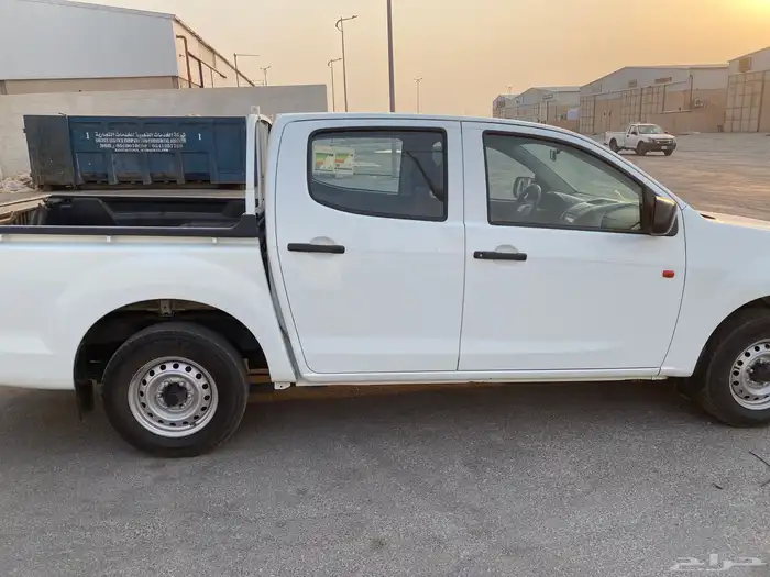 للبيع ايسوزو 5