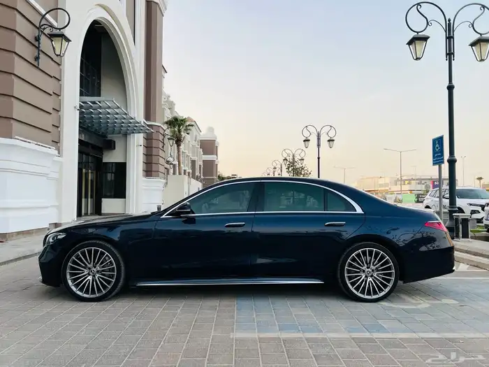 مرسيدس S580 2022 قمة النظافة بحالة الوكالة 9