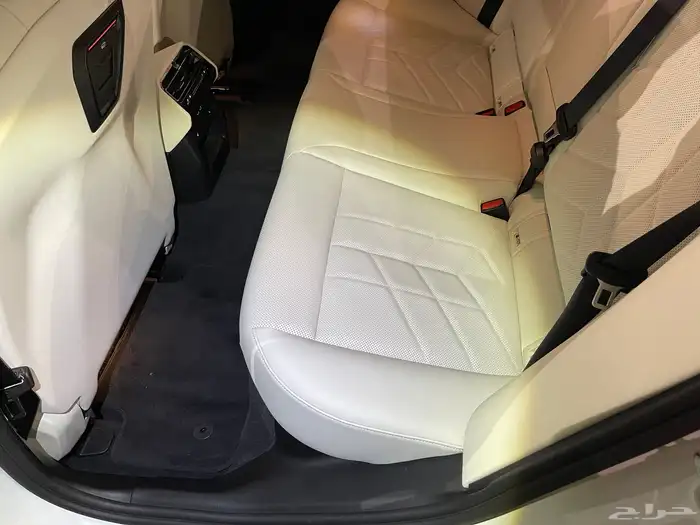 ارخص سعر في السوقققBMW 520 i داخليه اوف وايت 39