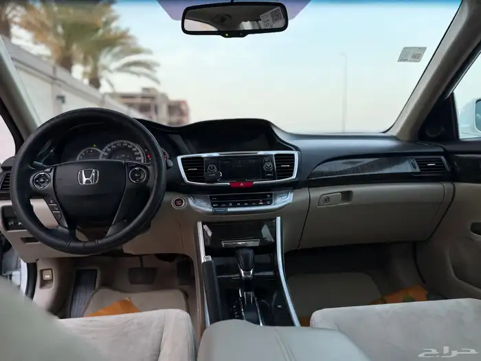 للبيع هوندا اكورد 19
