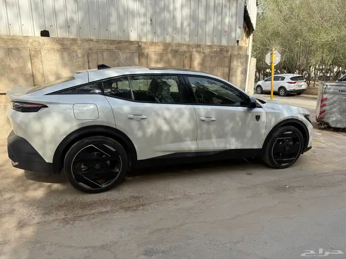 بي و 2024 GT فل 20