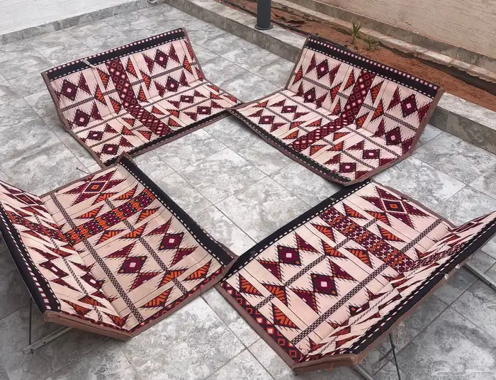 جلسات أرضية خارجية 0