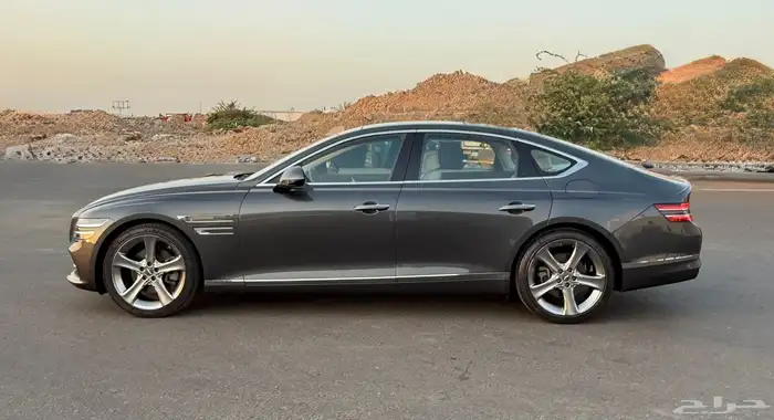 جنسس G80 2021 اعلا مواصفات من الداخل ابيض وكاله للبيع 2