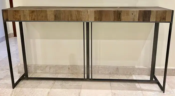 طاولة جانبة طاولة او للمدخل او تحت تلفزيون from Daze Console 1