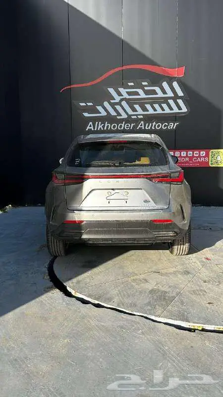لكزس NX 350 بنزين فئة AA موديل 2025 لدى شركة الخضر 4