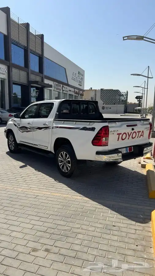 للبيع هايلكس 2020 دبل ديزل فل كامل 4