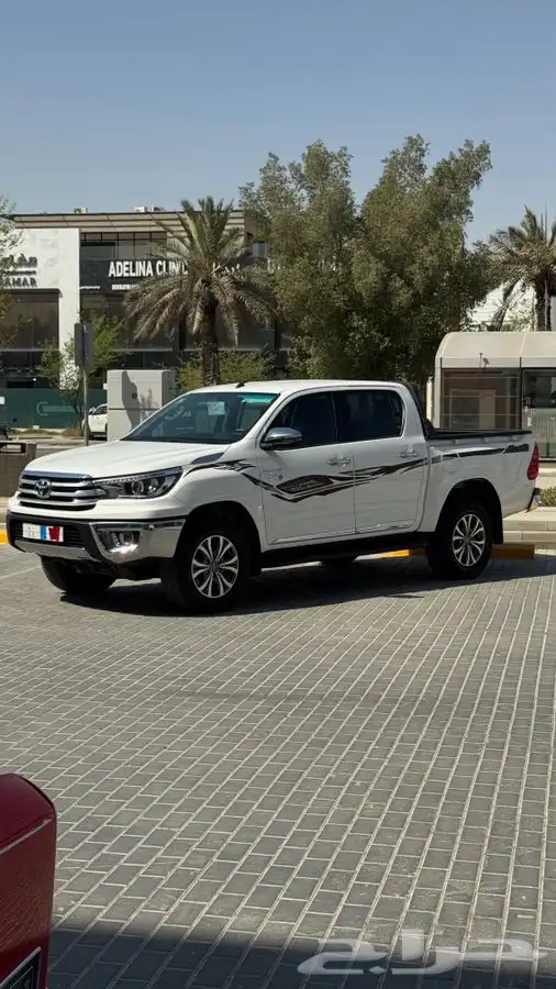 للبيع هايلكس 2020 دبل ديزل فل كامل 0