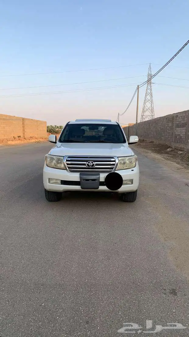 للبيع جيب لاندكروزر VXR 2010 3