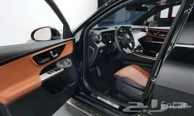 مرسيدس GLC 300 2023 وارد كوريا 11