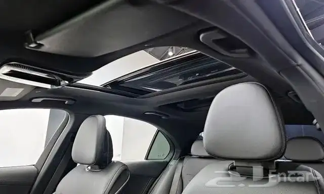 مرسيدس c300 2023 15