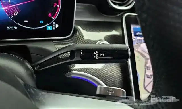 مرسيدس c300 2023 9