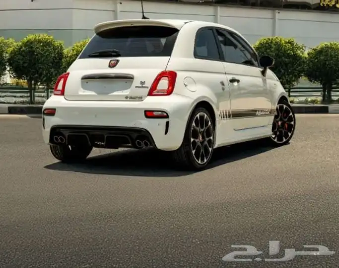 ابارث  اصدار Abarth 595 Competizione 1