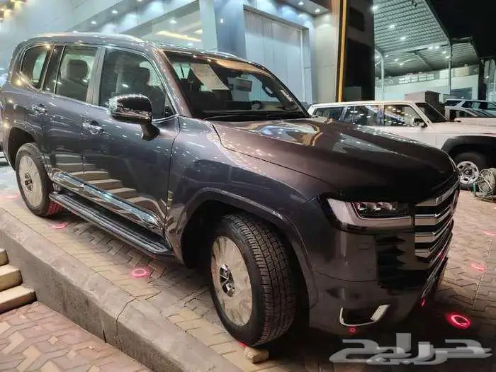 لاندكروزر VXR موديل 2025 اصفار سعودي كاش واقساط جميع البنوك 1