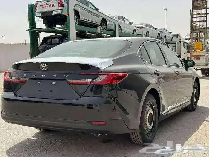 كامري E استاندر 2025 طيس وارد الساير 4