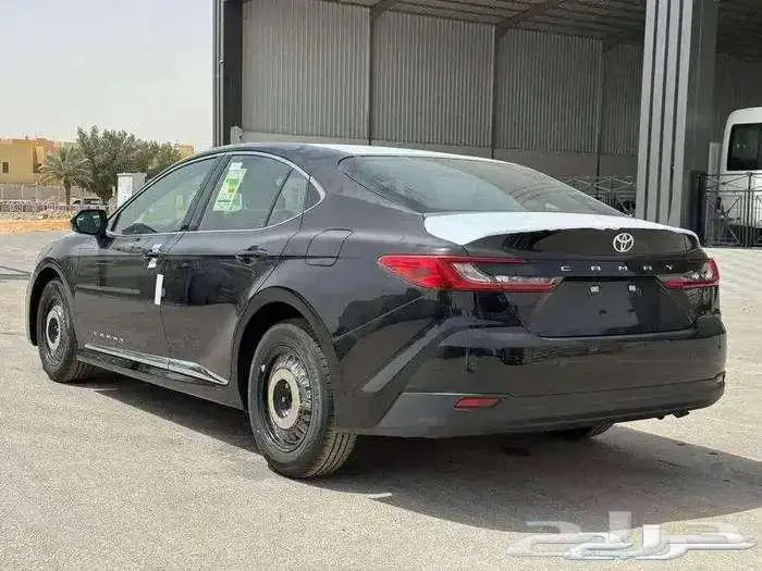 كامري E استاندر 2025 طيس وارد الساير 5