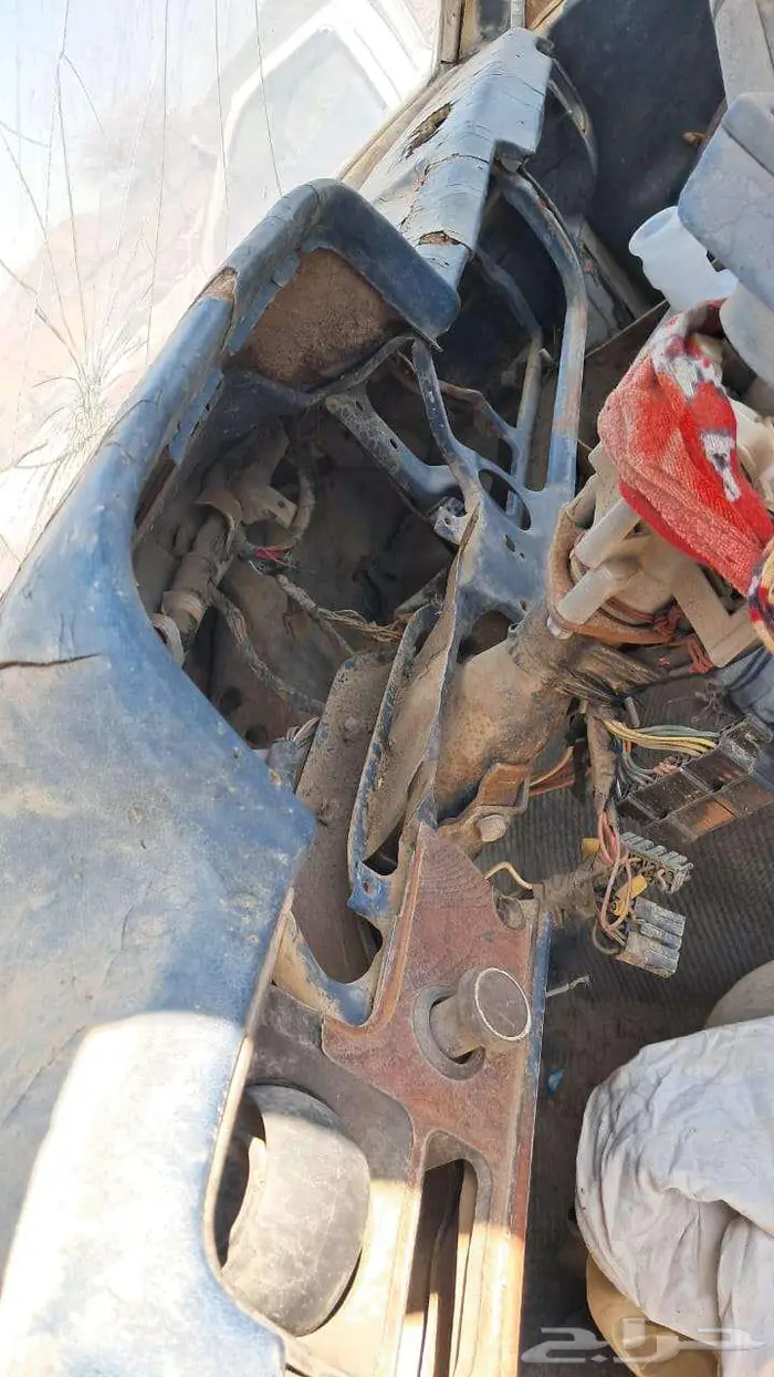 قطع هلكس قديمه تشليح من 83 وتحت 27