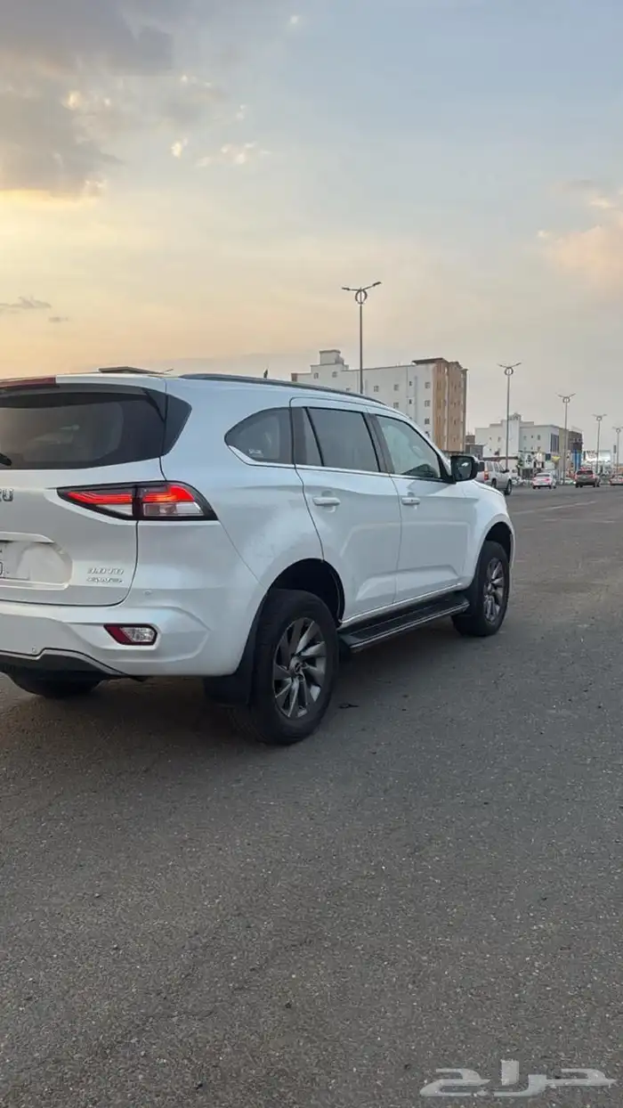 ايسوزو mux فل كامل دبل 2022 1