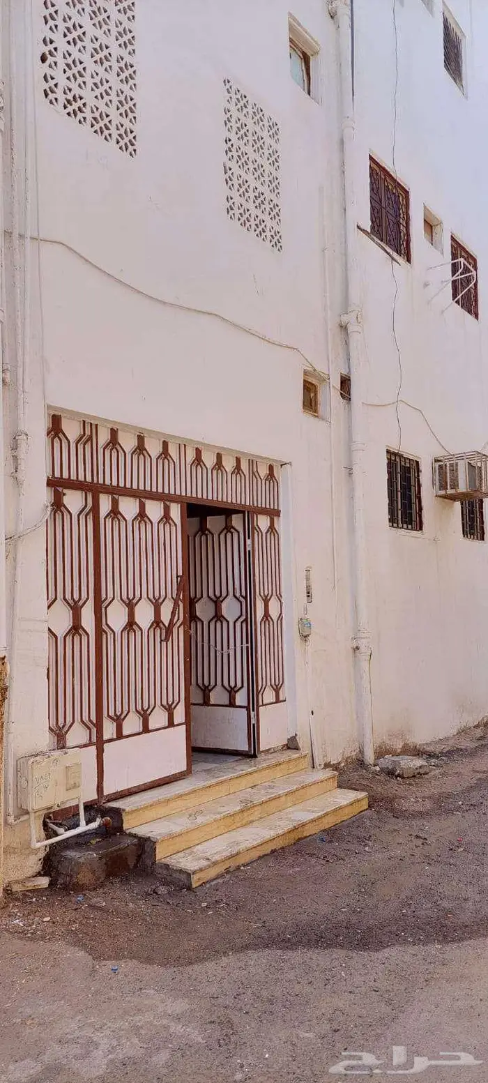 عمارة من 9 شقق للايجار بالكامل 14