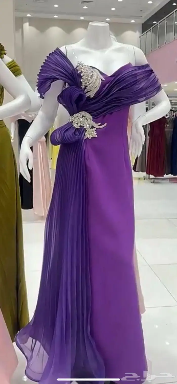 فستان بالون البنفسجي 0