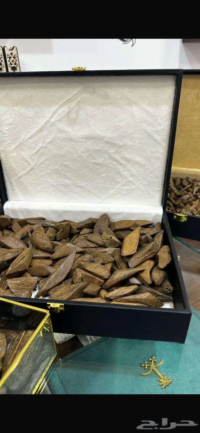 طيب عود فاخر 3