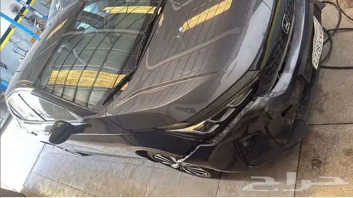 يوجد لدينا قطع غيار سيارات 11